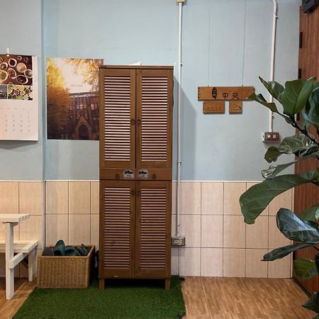 Center.Center Hostel Пули Экстерьер фото