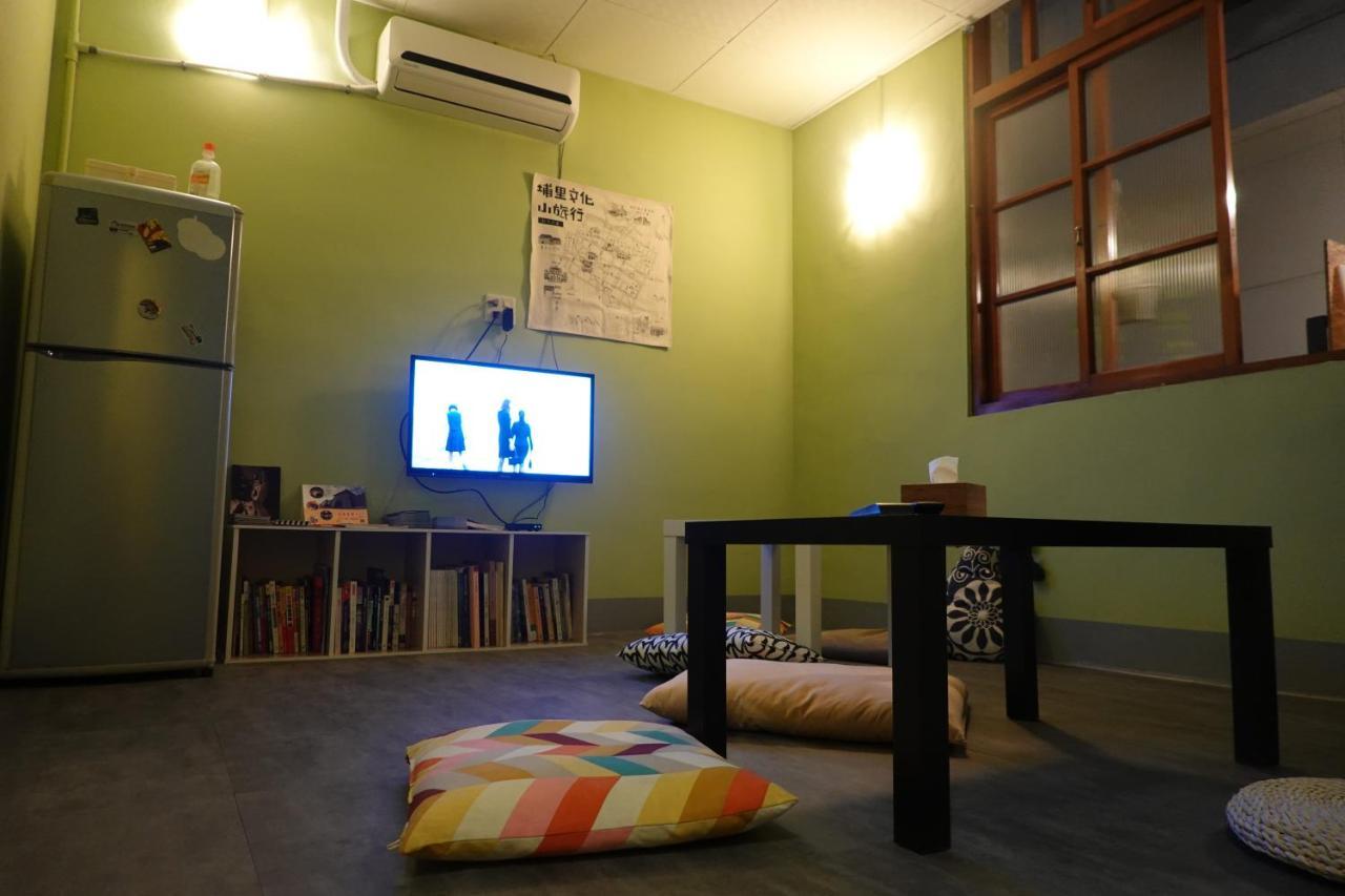 Center.Center Hostel Пули Экстерьер фото